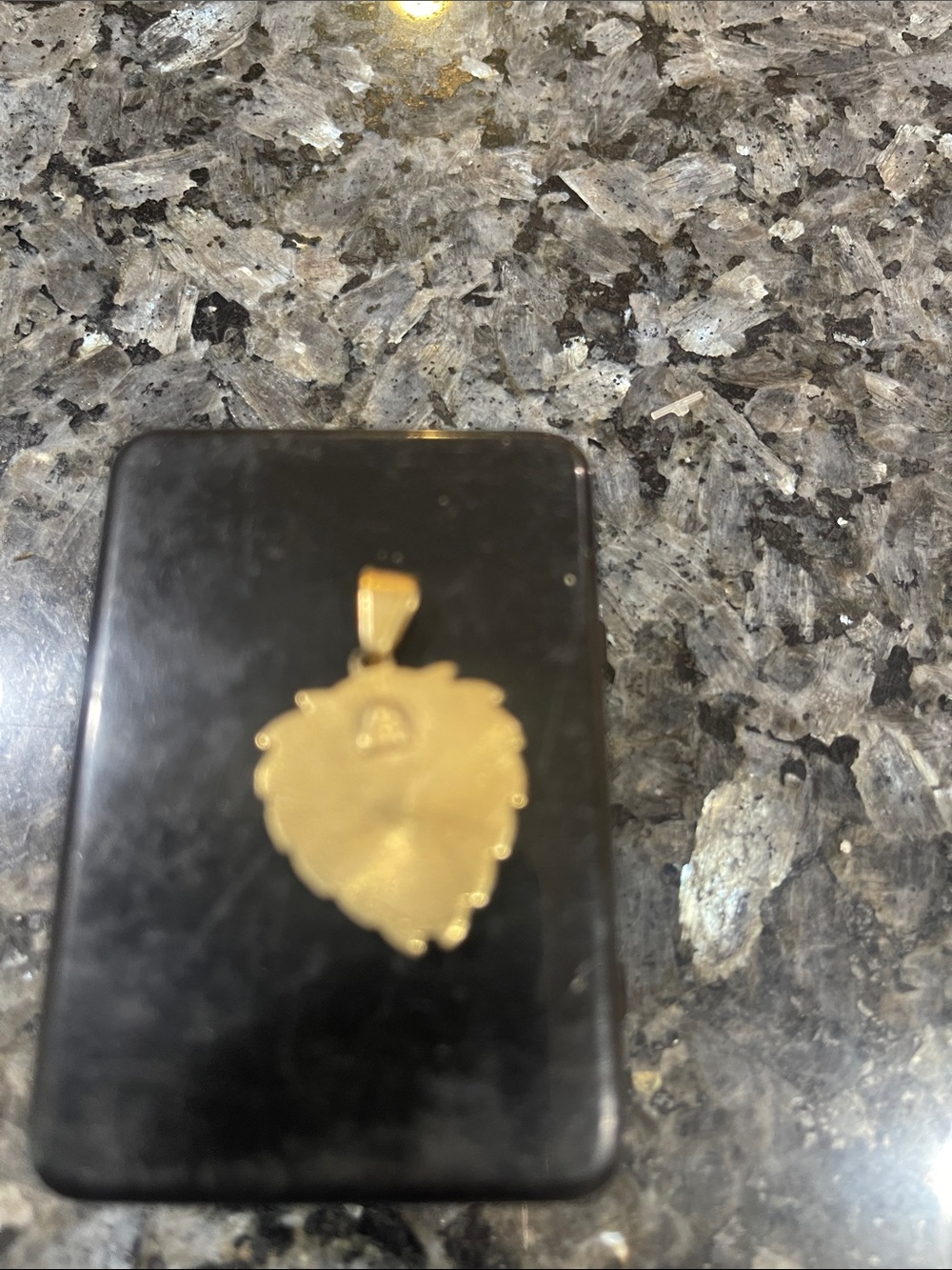 14k Gold-Tone Virgin Mary Heart Pendant Necklace -Religious Charm - Picture 3 of 4